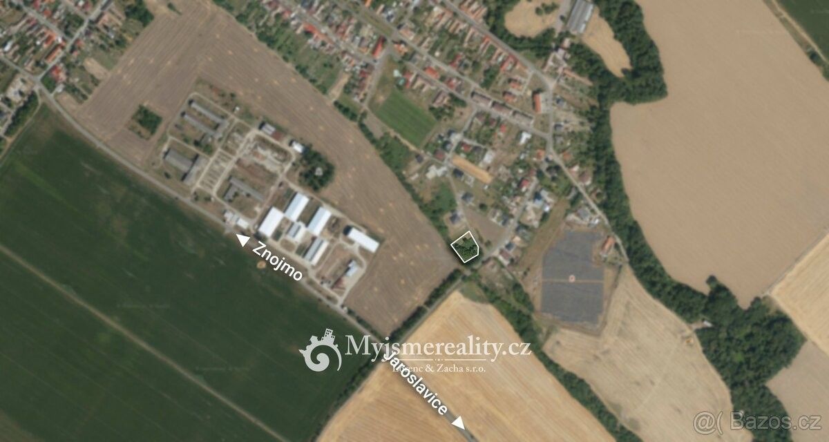 Prodej pozemek pro bydlení - Strachotice, 671 29