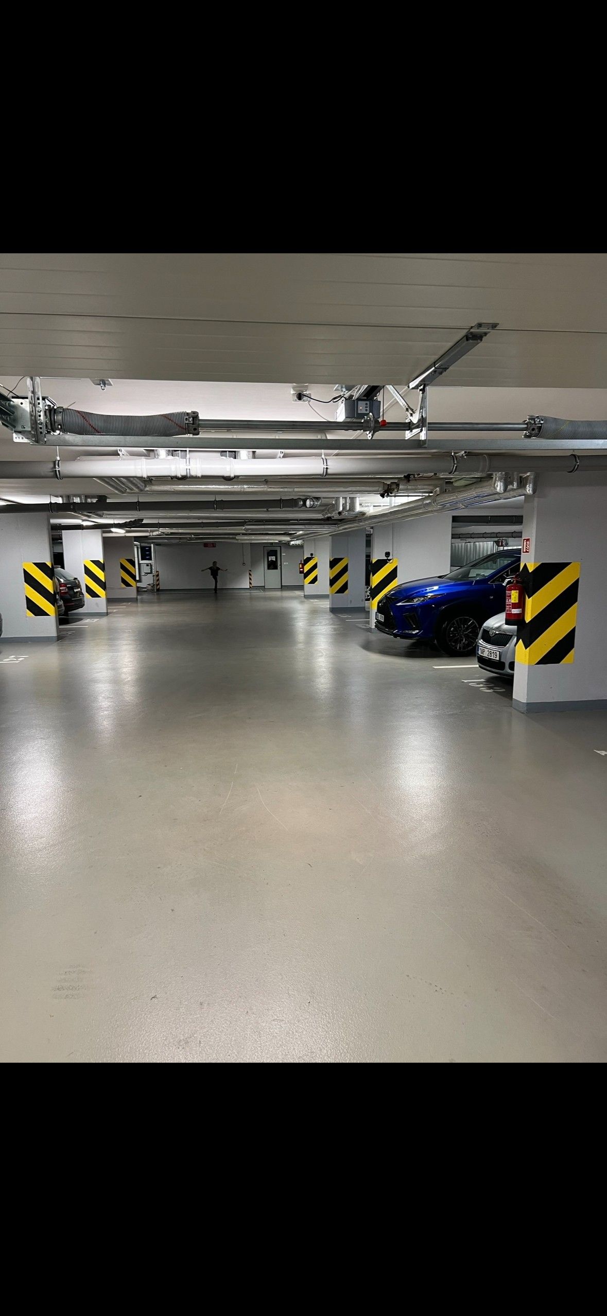 Pronájem garáž - Jurkovičova, Praha, 20 m²