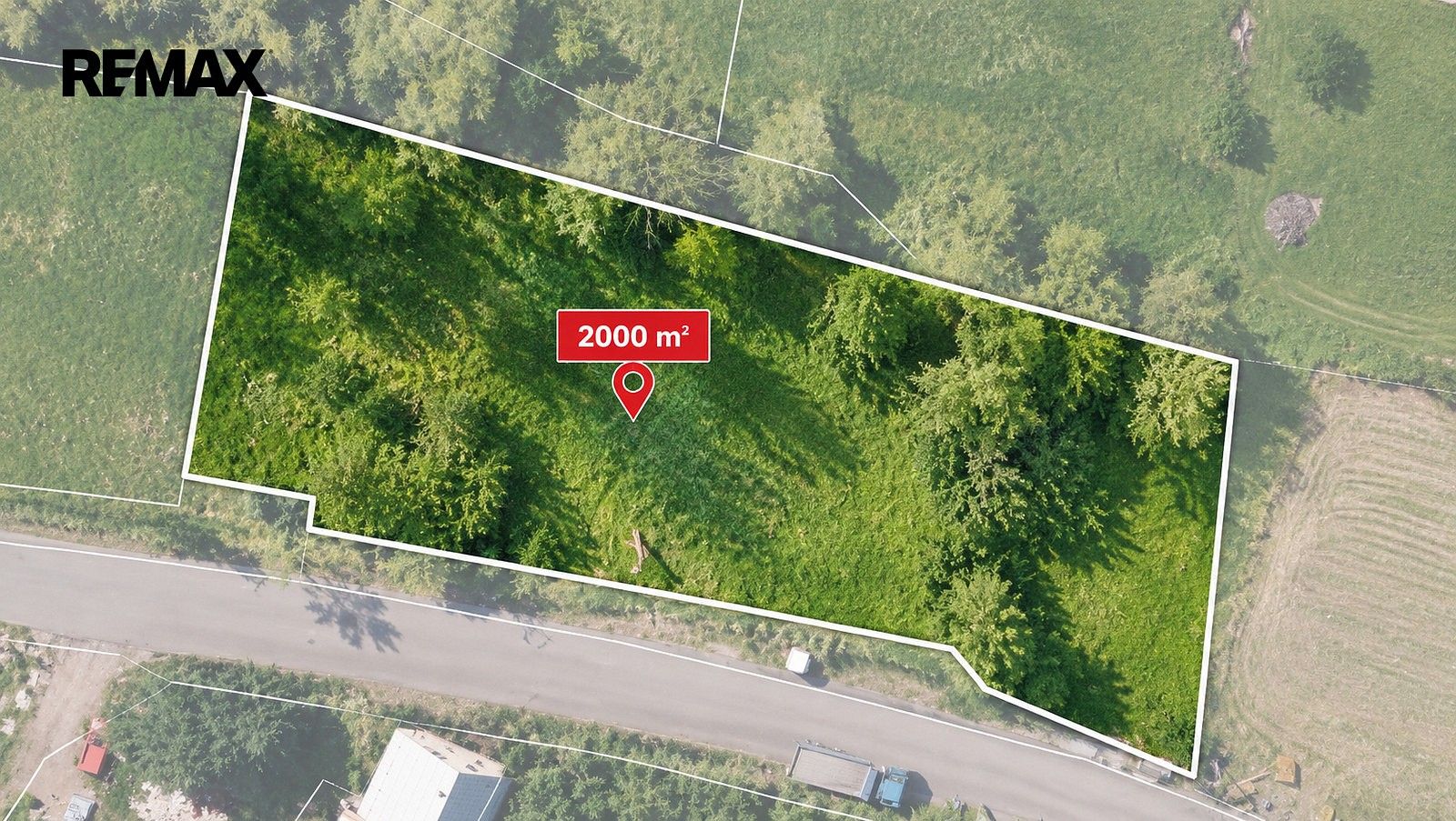 Zahrada, 2 000 m²