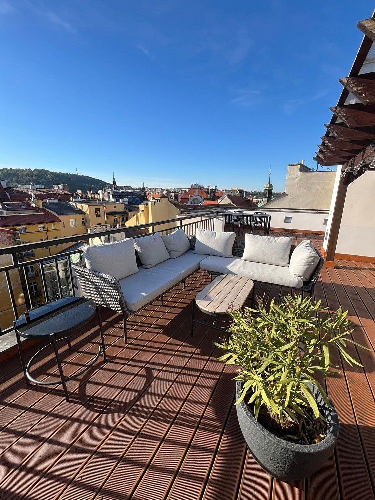 3+kk, Pštrossova, Praha 1 - Nové Město, 235 m² - 2
