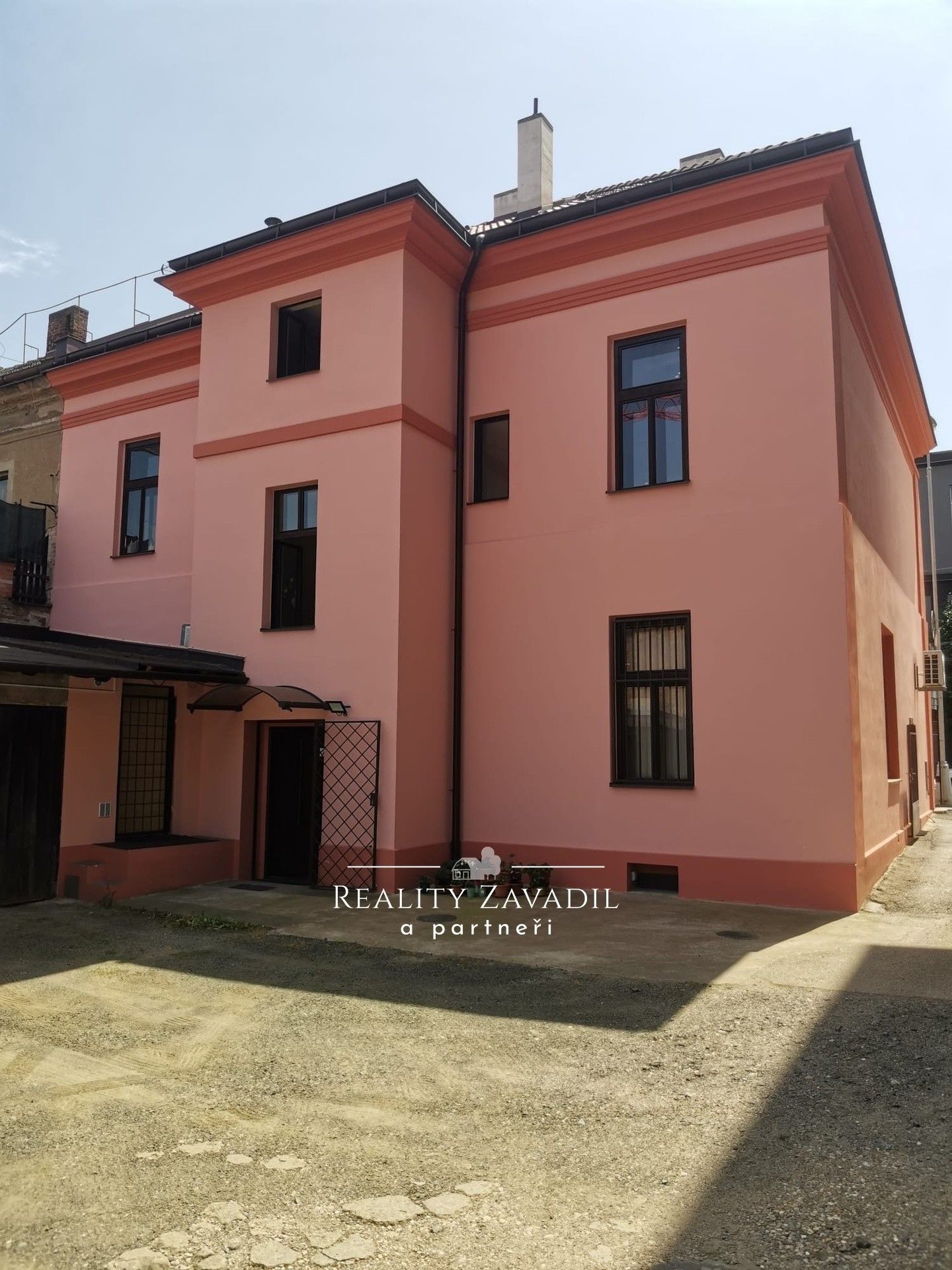 Pronájem kancelář - Pospíšilova, Hradec Králové, 36 m²