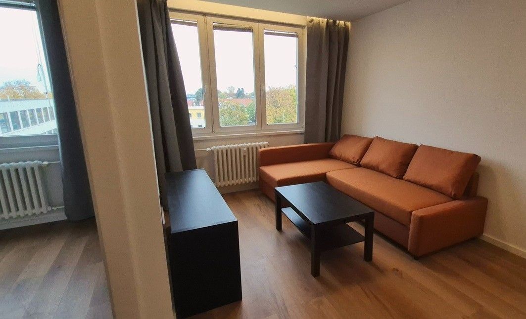 2+kk, Bohumínská, Praha - Letňany, 41 m² - 1