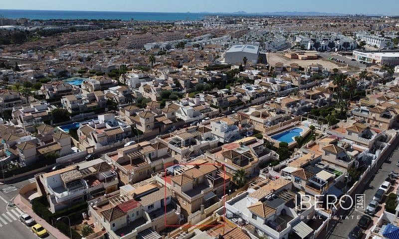 Prodej rodinný dům - Torrevieja, ES, 61 m² - 2