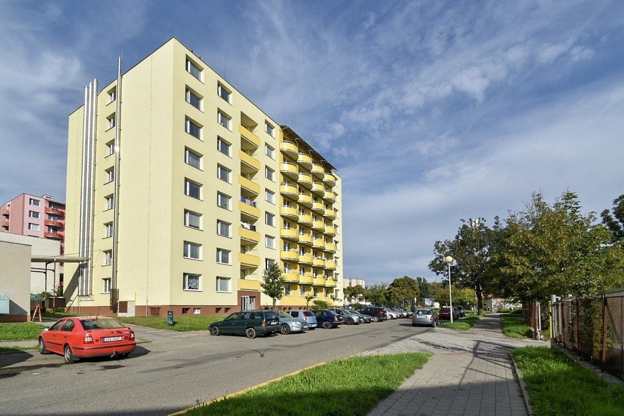 Pronájem byt 1+kk - Oskol, Kroměříž, 28 m² - 2
