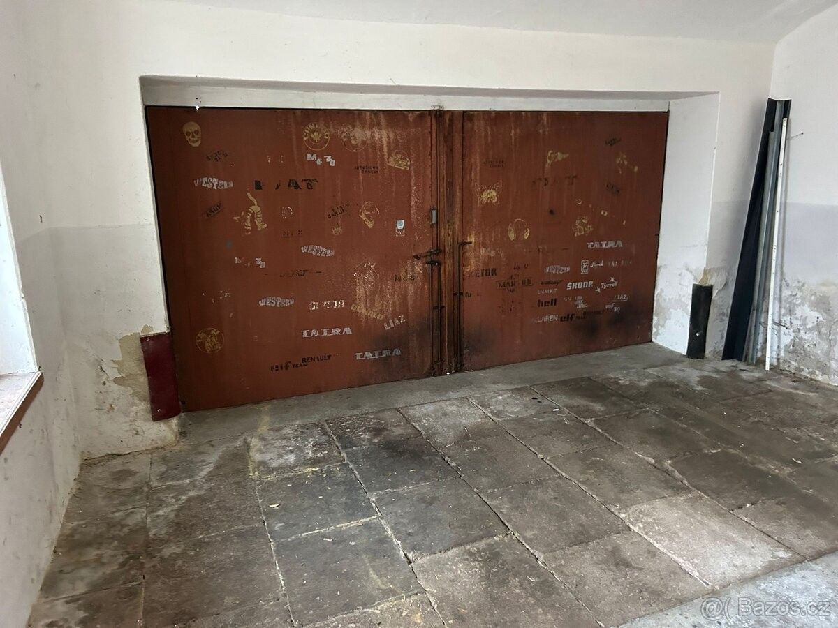 Pronájem garáž - Rovensko pod Troskami, 512 63