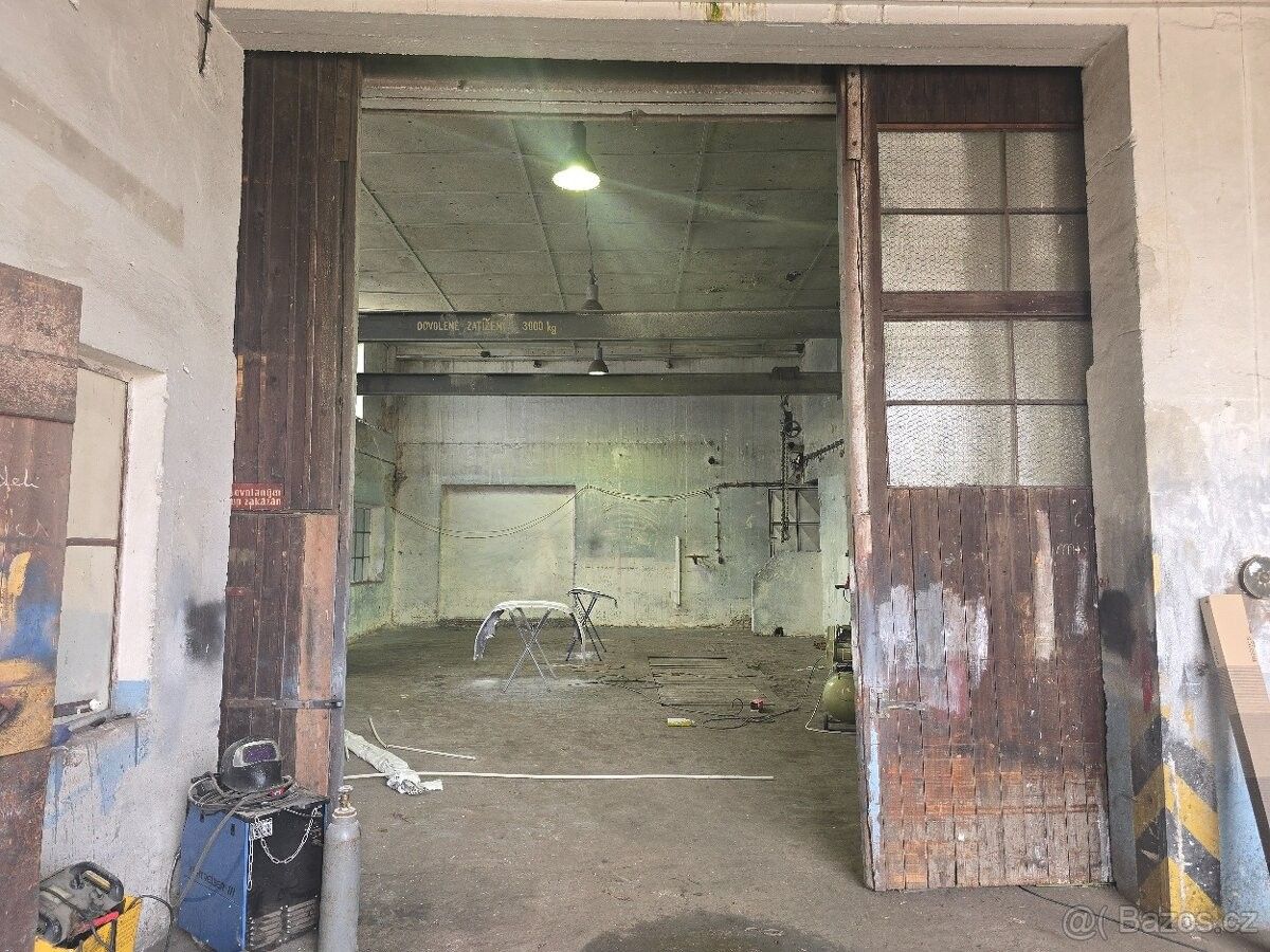 Pronájem sklad - Všetaty, 277 16