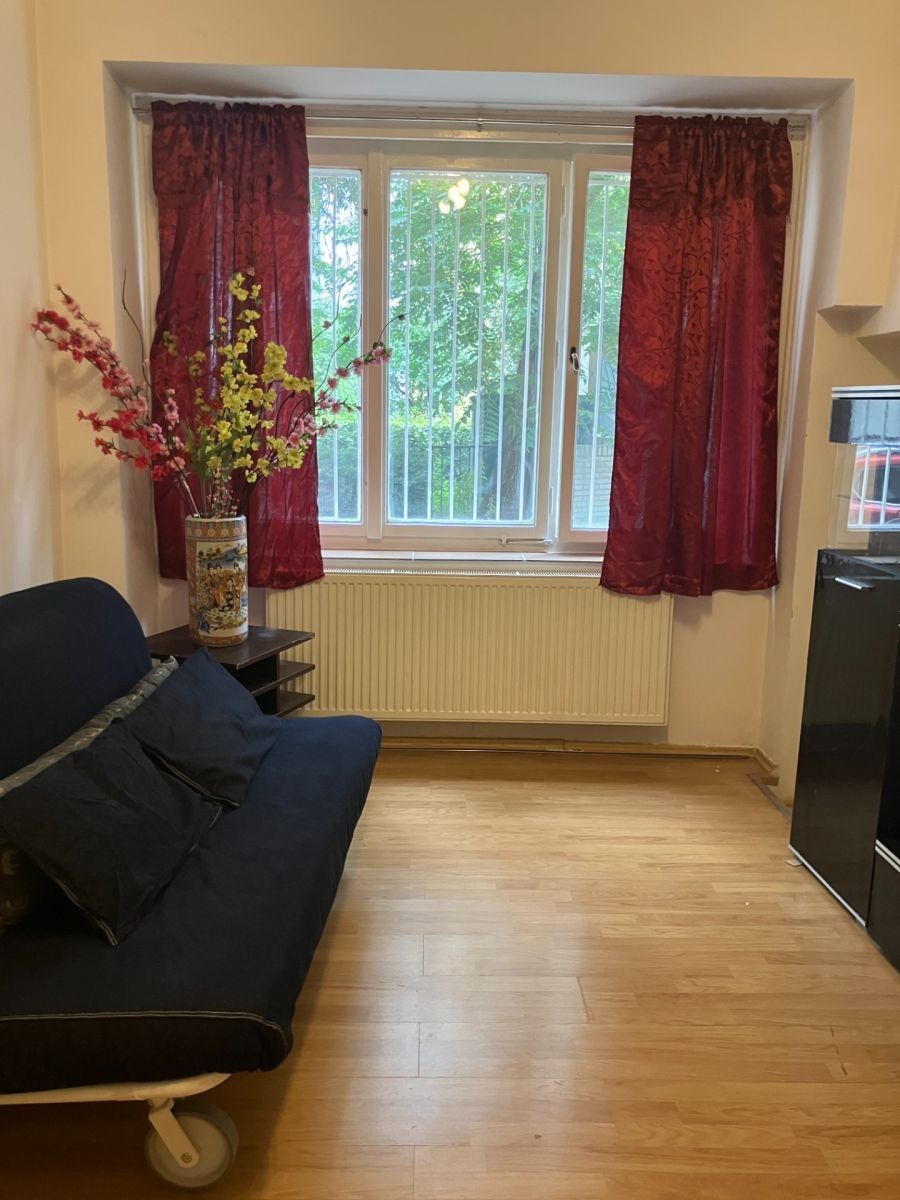 2+kk, Chrudimská, Praha - Vinohrady, 32 m² - 1