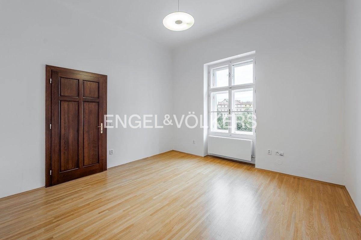 2+1, Štefánikova, Praha, 50 m²