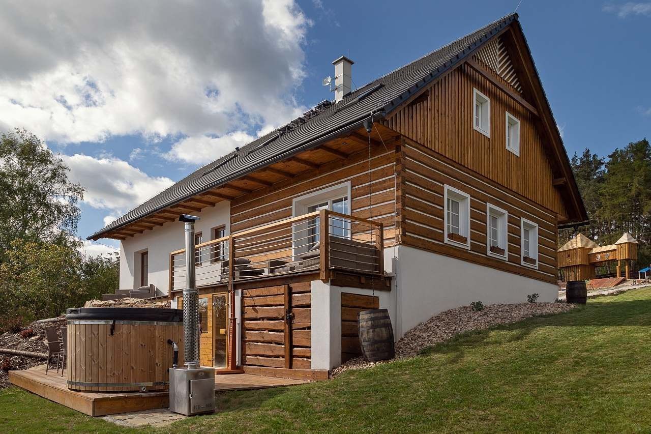 Chaty, Podhorní Újezd a Vojice - Vojice, Královéhradecký kraj - 1