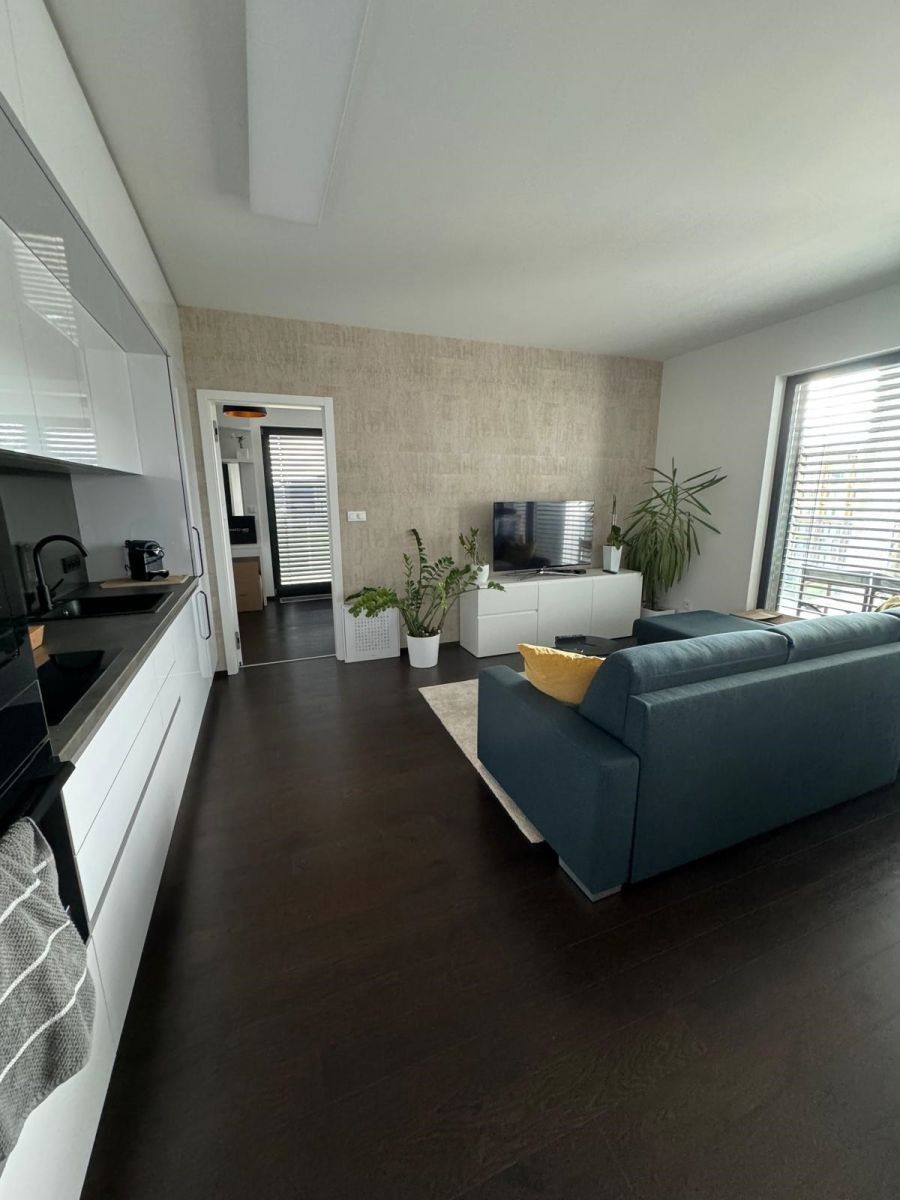 2+kk, Sokolova, Praha - Karlín, 56 m² - 2