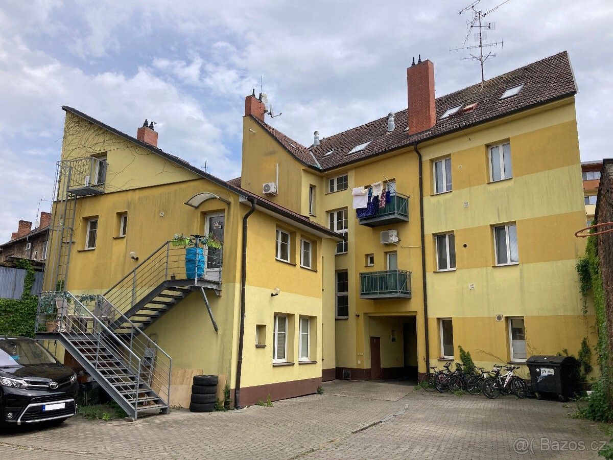 Ostatní, Hodonín, 695 01 - 2
