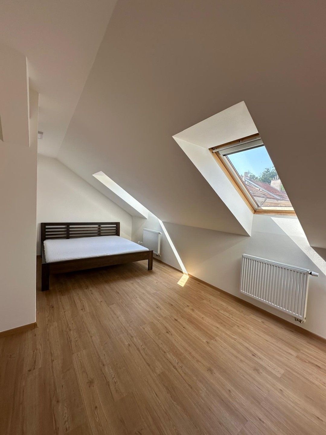 2+kk, Grafická, Praha, 73 m²