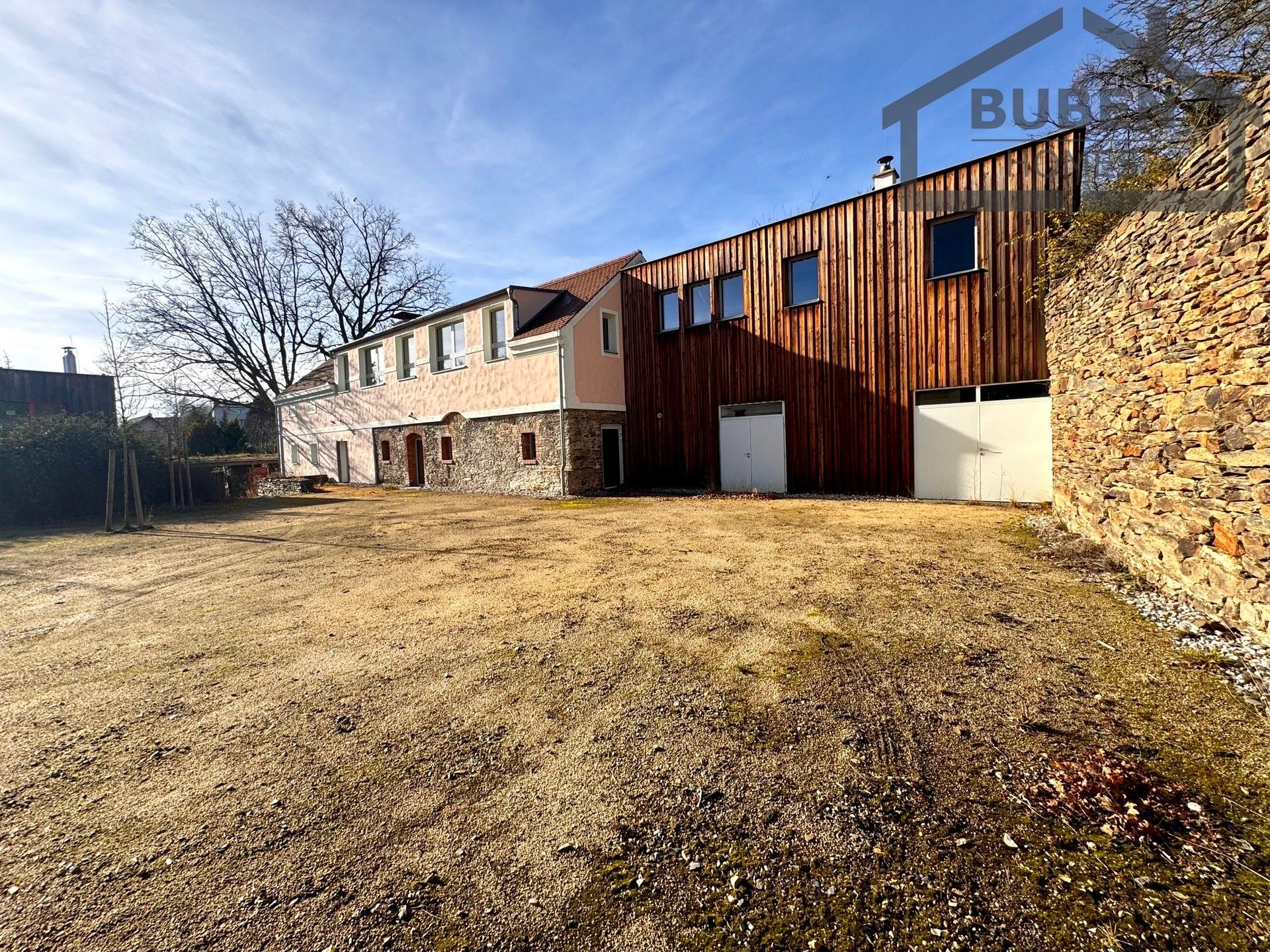 Prodej rodinný dům - Ošelín, 790 m²