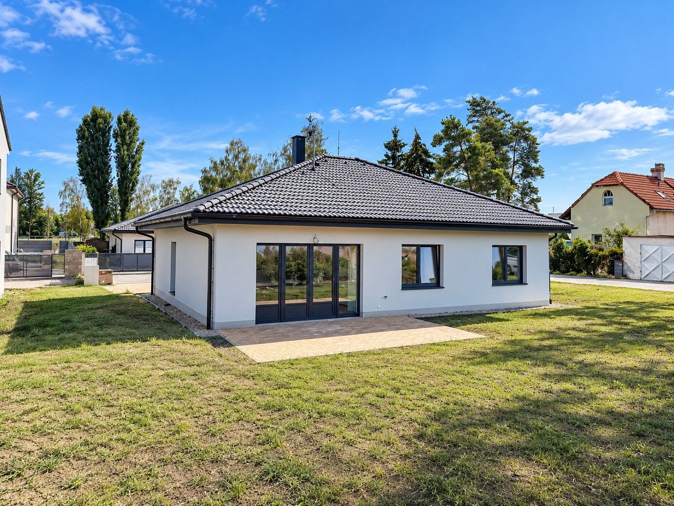 Prodej rodinný dům - Pečky - Velké Chvalovice, okres Kolín, Středočeský kraj, 124 m² - 5