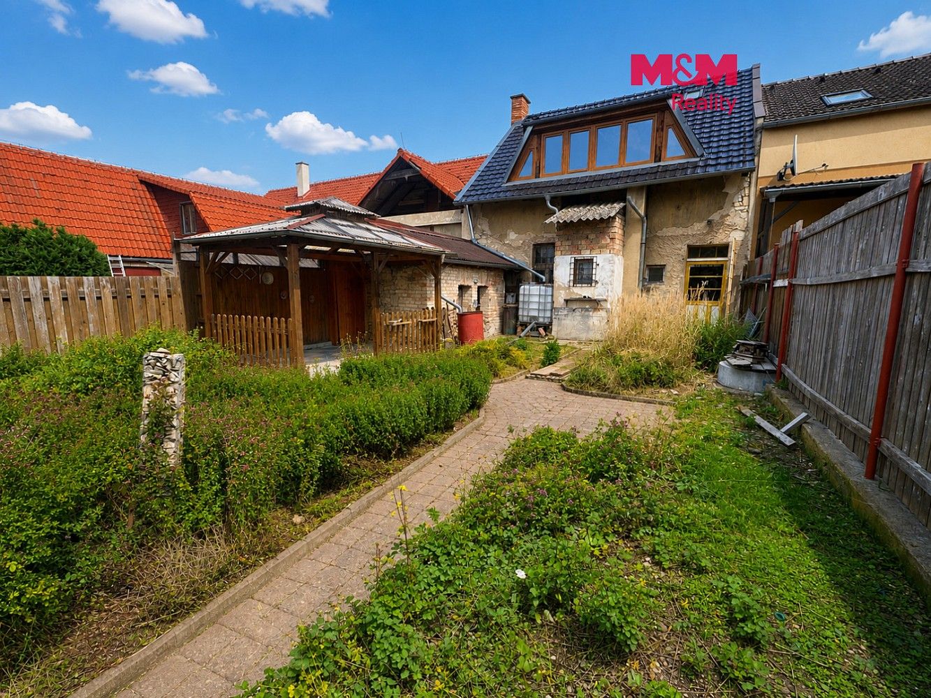 Rodinné domy, Lenešice, okres Louny, 100 m² - 1