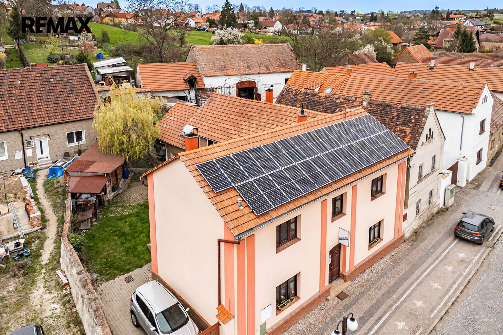 Rodinné domy, 5. května 54, Byšice, 300 m² - 1