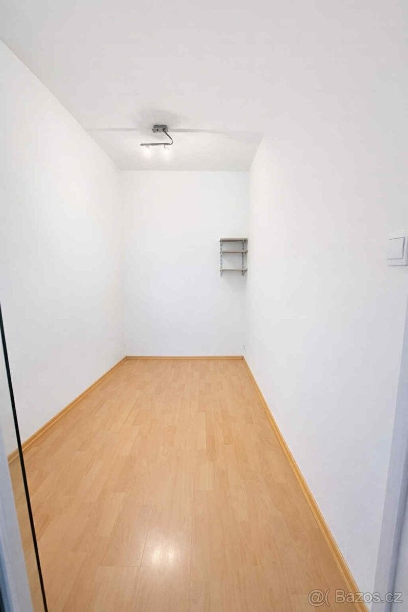 Prodej byt - Praha, 182 00