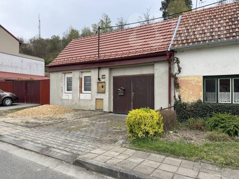Rodinné domy, Lovčice, 95 m²