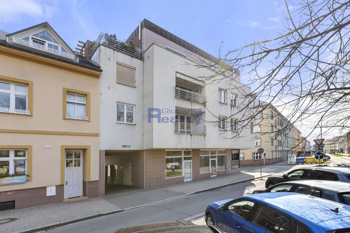 3+1, Hradec Králové - Pražské Předměstí, Královéhradecký kraj, 80 m² - 1
