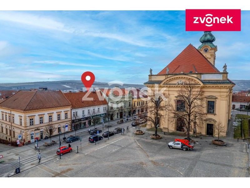 Obchodní prostory, Uherský Brod, 700 m²