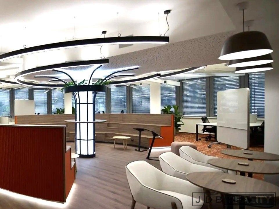 Pronájem kancelář - Lomnického, Praha, 120 m²