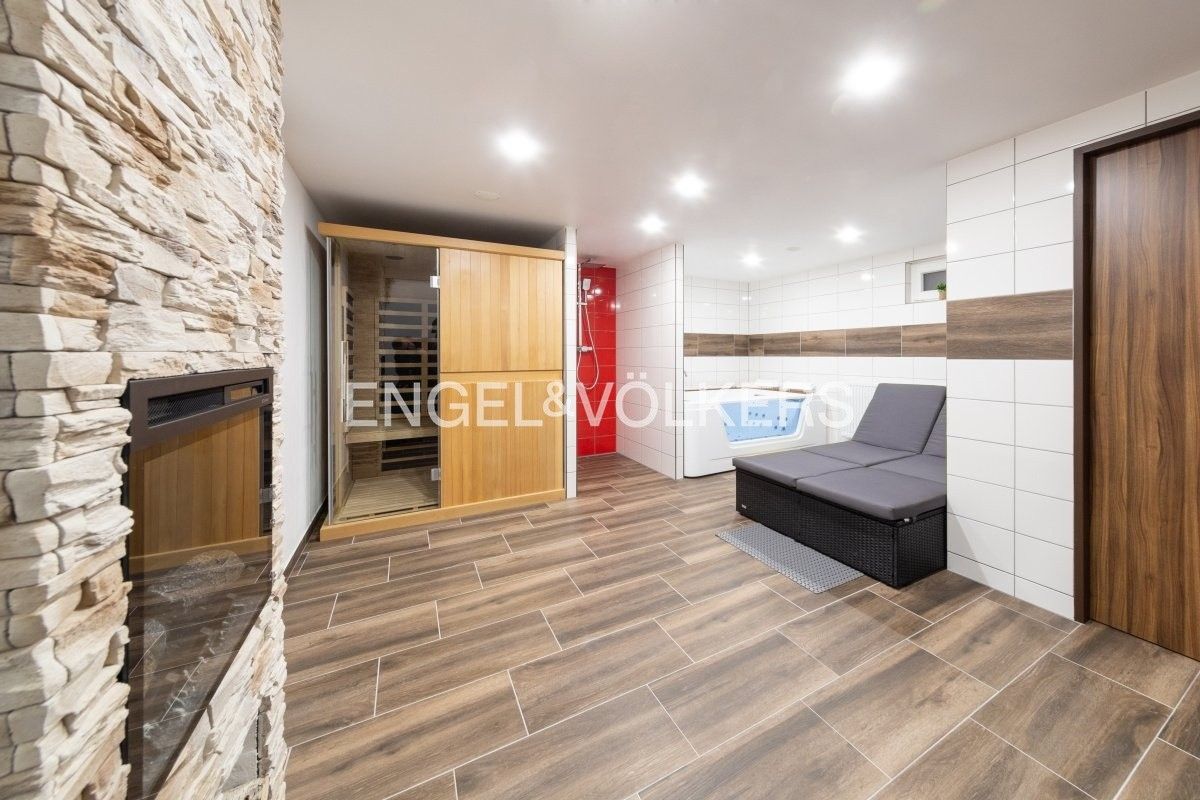 Pronájem obchodní prostory - Zábělská, Plzeň, 52 m²