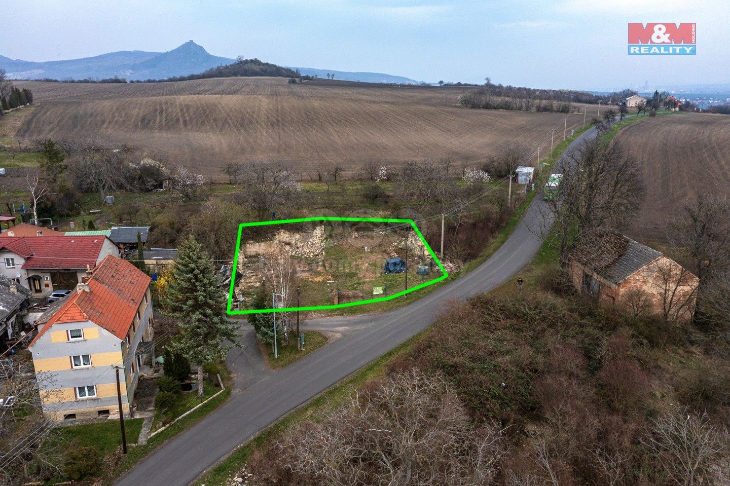 Prodej pozemek pro bydlení - Dlažkovice