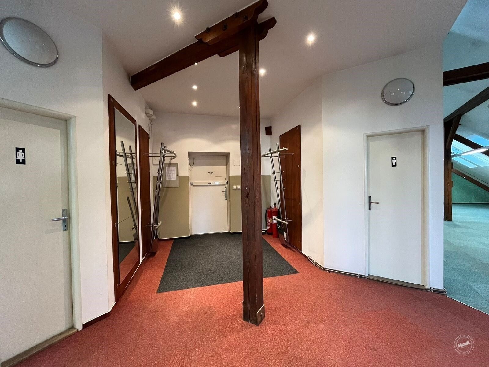 Kancelář · 110 m² · Michelská  , Praha - 3