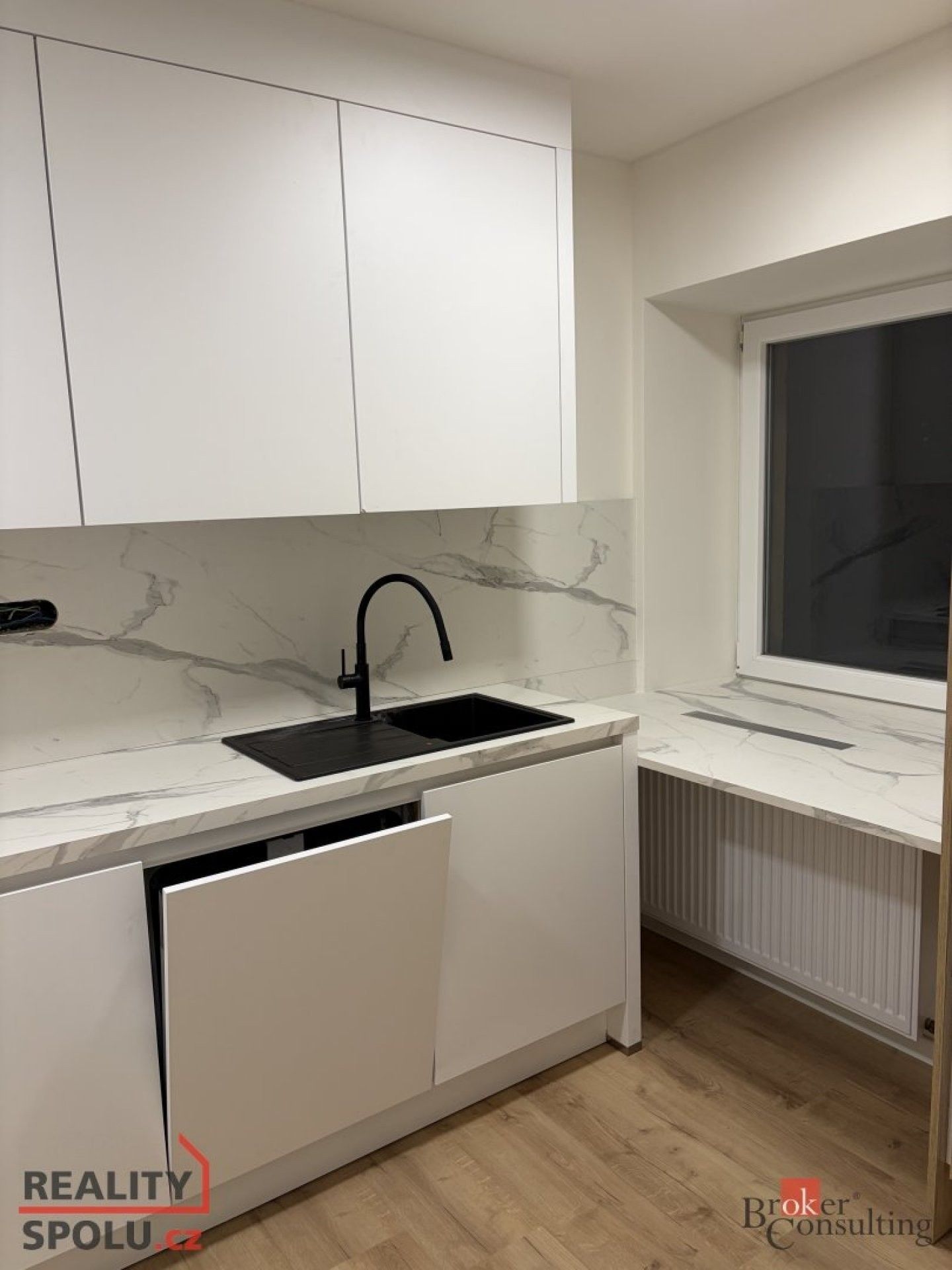 Pronájem byt 3+kk - Ratibořská, Opava, 72 m²