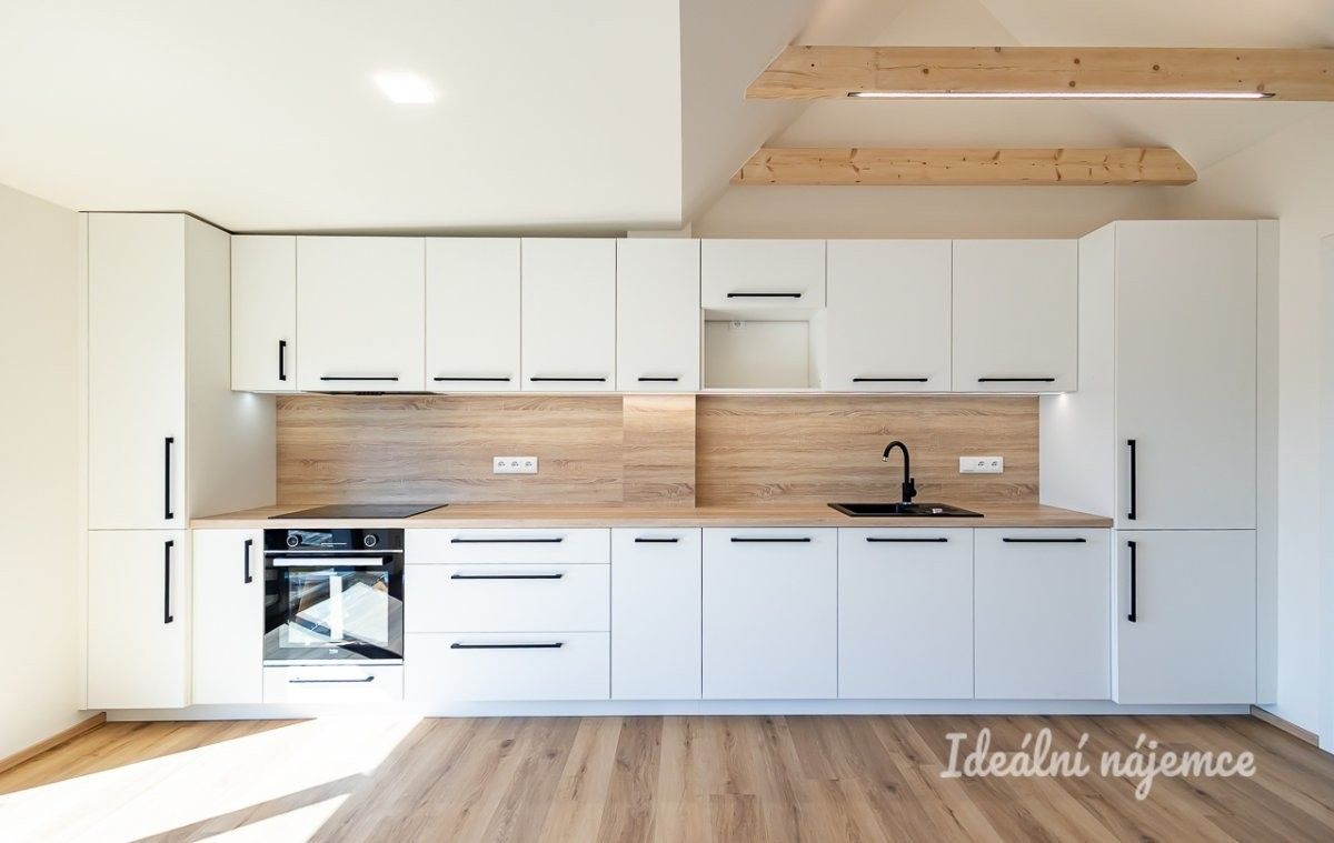 3+kk, Albertova, Hradec Králové, 55 m² - 2