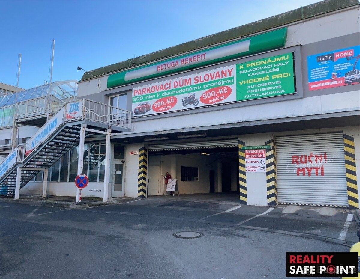 Garáže, Plzeň, 326 00