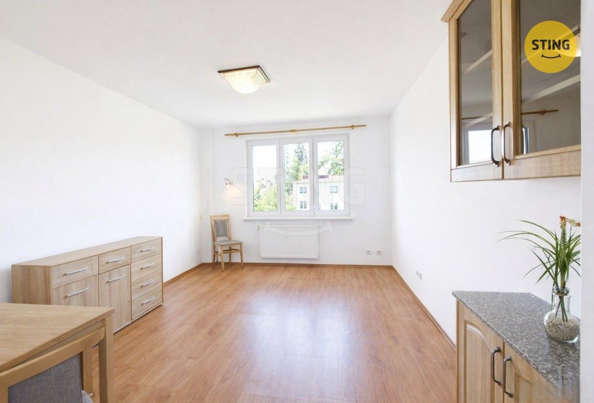 1+1, Hluboká , Zlín, 37 m² - 2