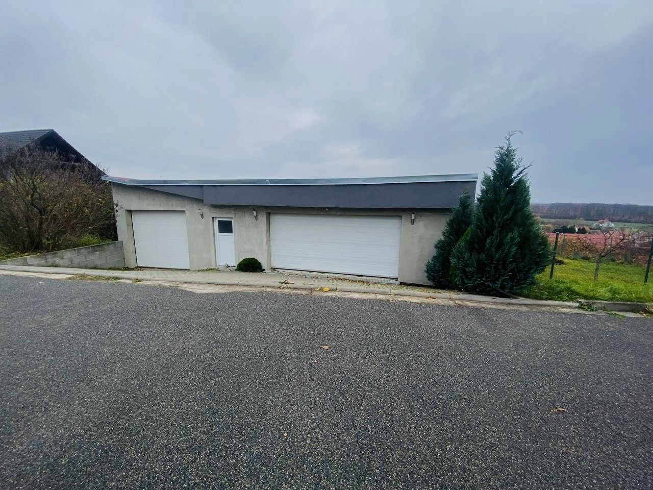 Prodej pozemek pro bydlení - Sluneční, Týnec, 350 m²