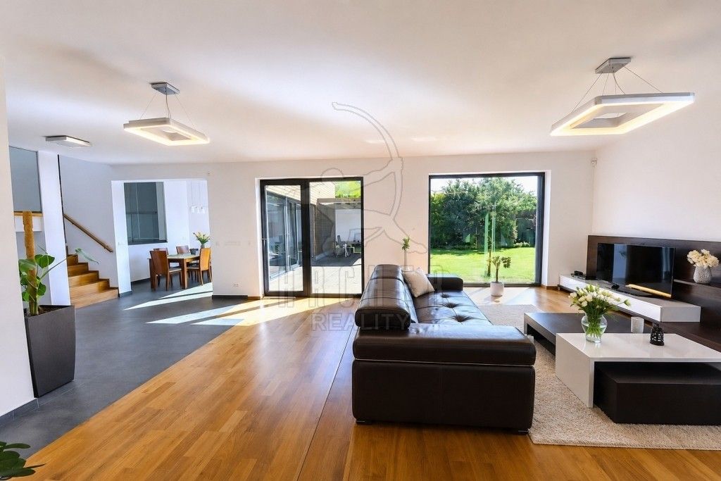 Rodinný dům, 301 m²