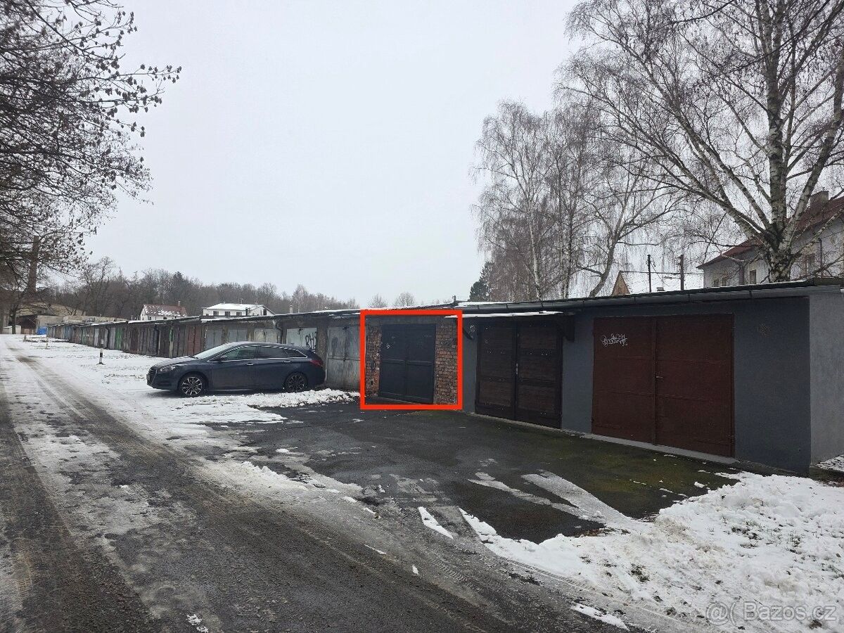 Garáže, Frýdek-Místek, 738 01
