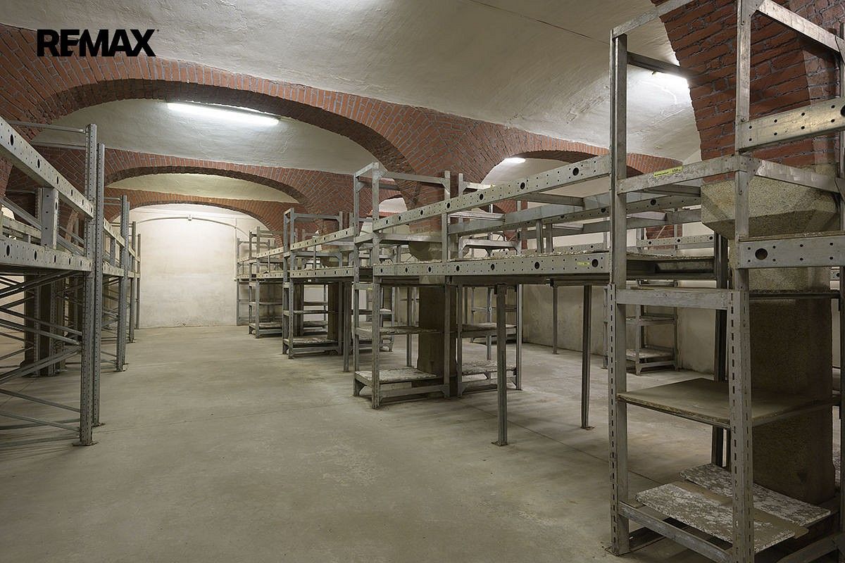 Sklady, Protivín, okres Písek, Jihočeský kraj, 450 m² - 1