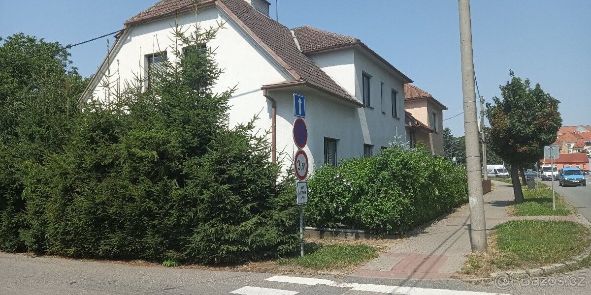 Prodej rodinný dům - Uherský Brod, 688 01