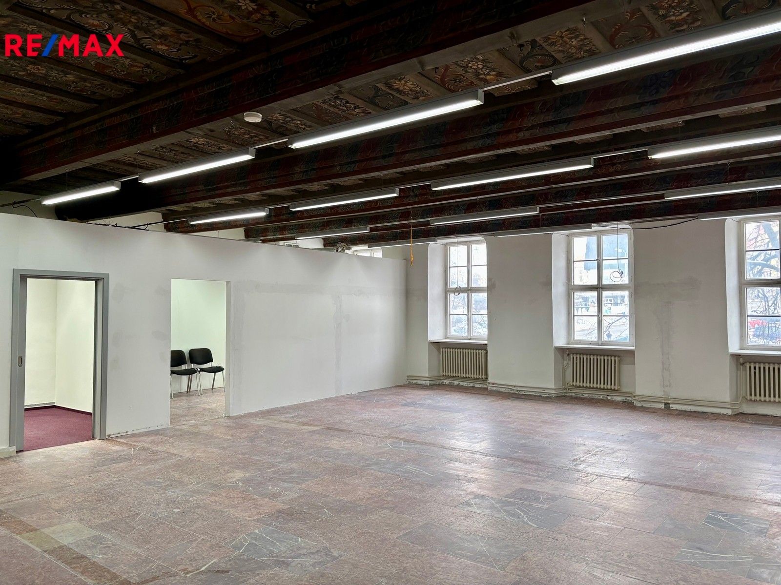 Obchodní prostory, Masarykovo náměstí, Jihlava, 206 m²