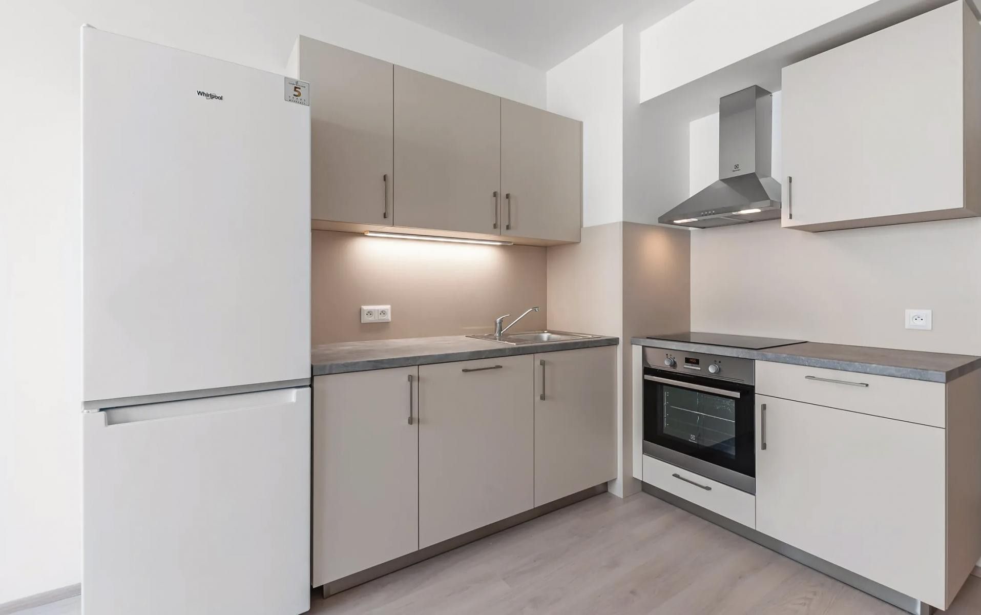 1+kk, Svatošových, Praha, 32 m² - 2