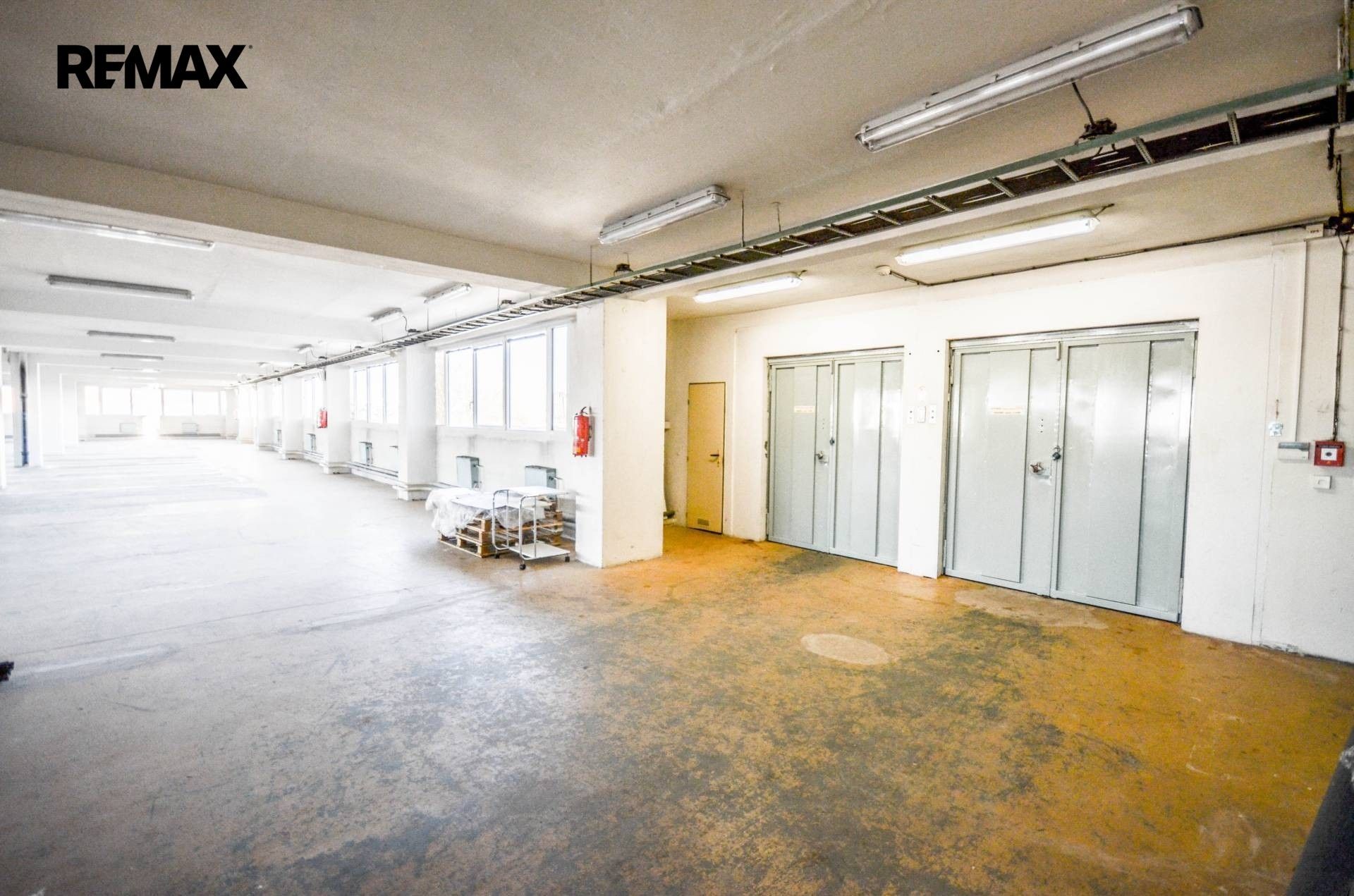 Sklad · 456 m² · Ve žlíbku 1849, Praha Horní Počernice - 4
