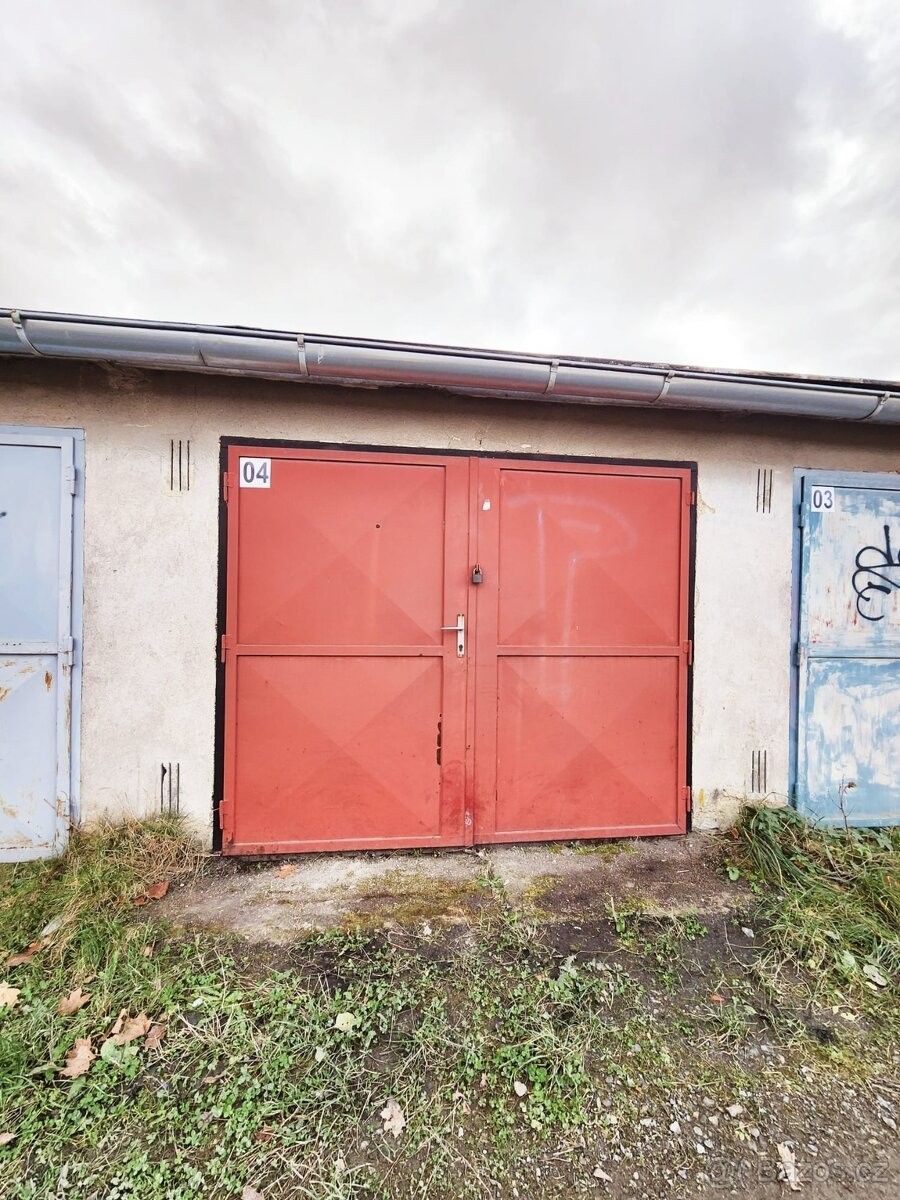 Garáže, České Budějovice, 370 01
