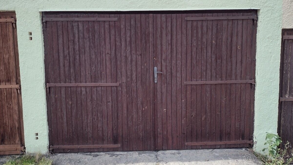 Garáže, Prachatice, 383 01 - 2
