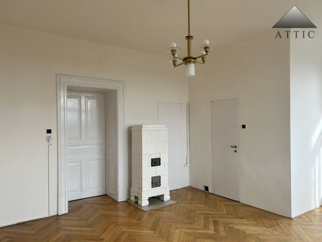 Byt 2+kk · 54 m² · Dykova, Praha - 3