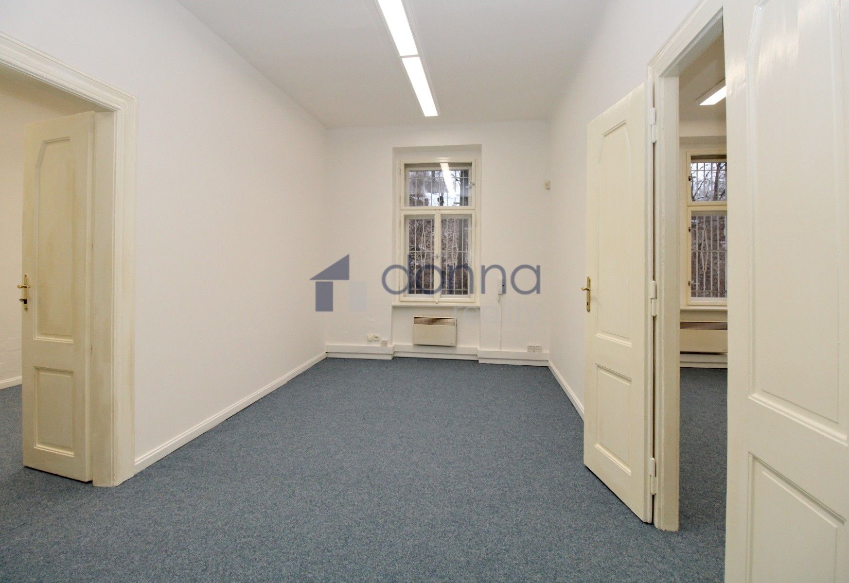 Pronájem kancelář - Bieblova, Praha, 89 m²