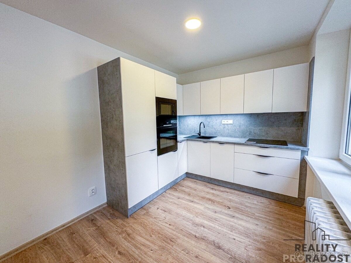 Byty, Karviná, 735 06