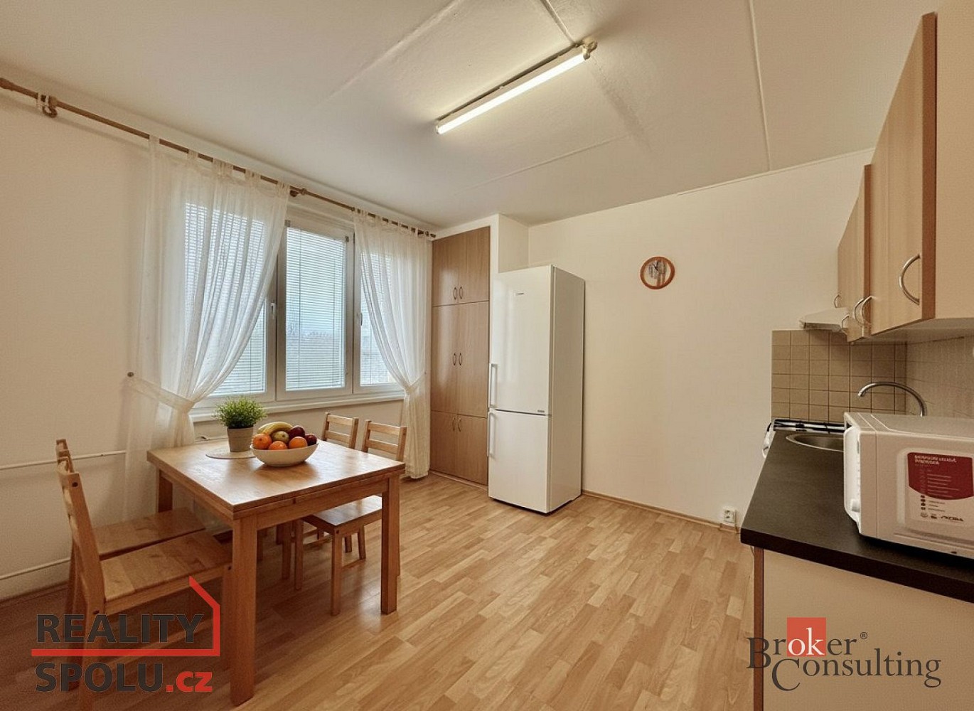 Pronájem byt 1+1 - Kpt. Nálepky, Louny, 30 m² - 2