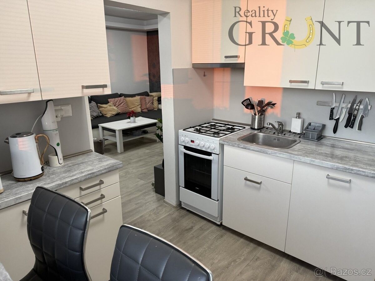 Prodej byt - Karviná, 734 01