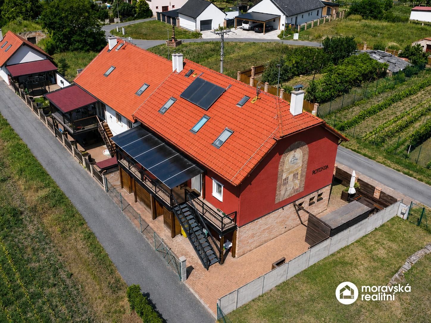 Ubytovací zařízení, 241 m²