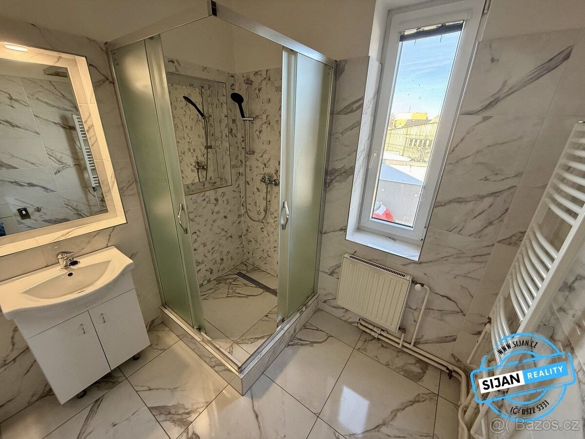 Pronájem byt - Opava, 747 05