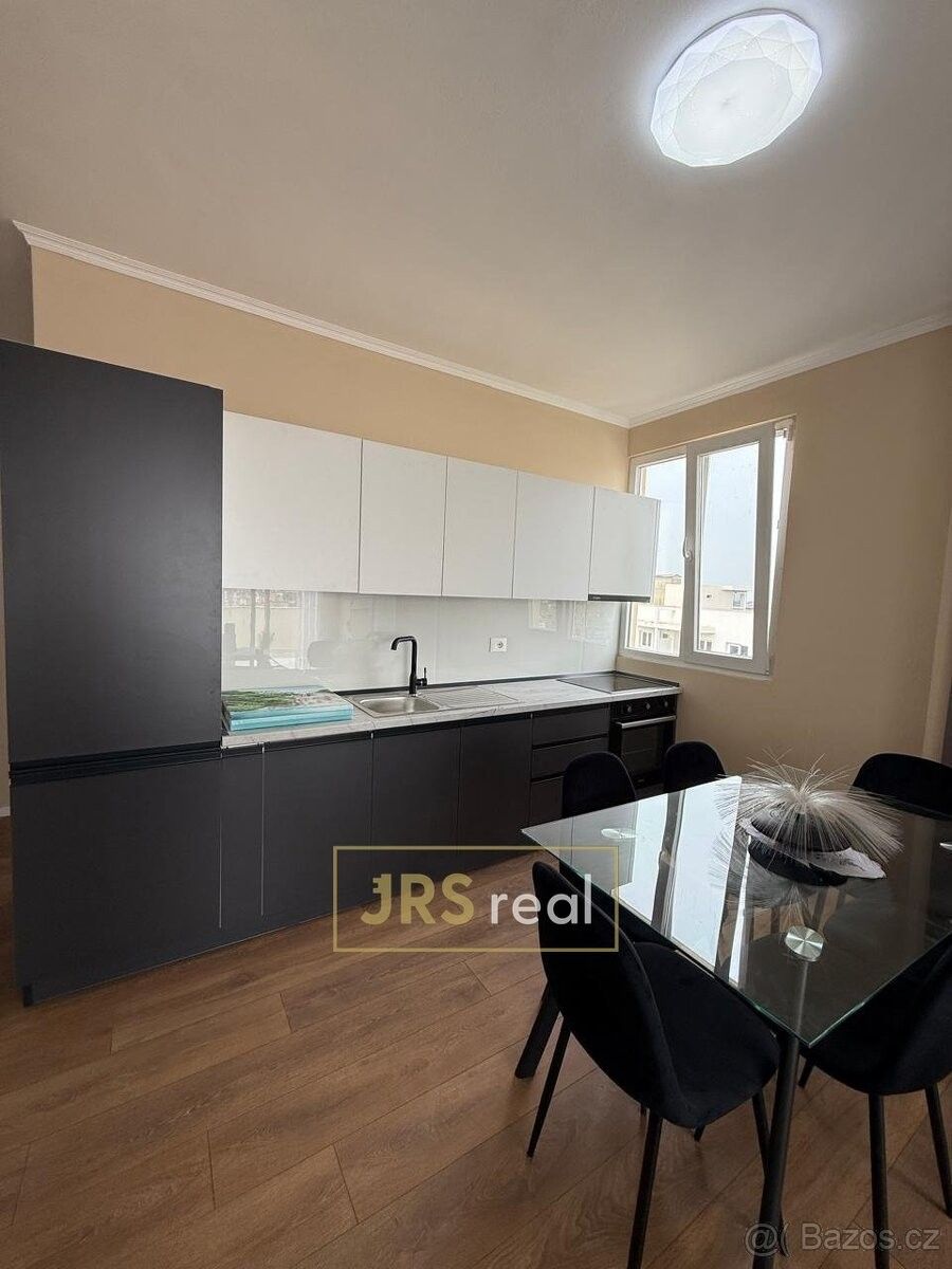 Prodej byt - 987 66, Zahraničí